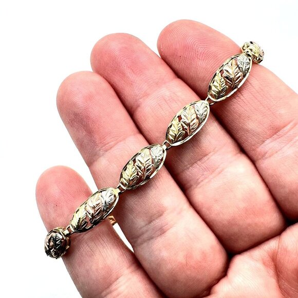 Estate Jewelry Womens Bracelet 10K Tri Color Gold Black Hills Gold 7 Inch - Picture 2 of 7